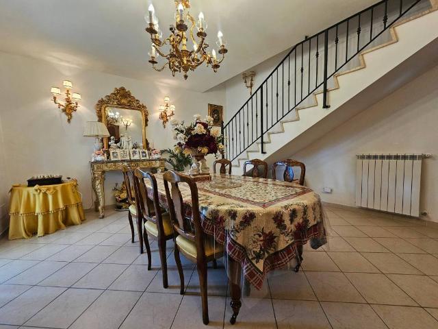 Casa indipendente in vendita a Anzio RM