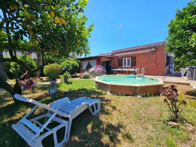 Villa in vendita a Anzio RM