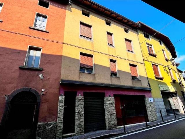 Casa indipendente in vendita a Angolo Terme BS