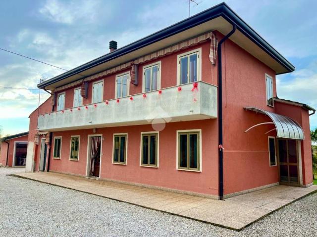 Casa indipendente in vendita a Anguillara Veneta PD
