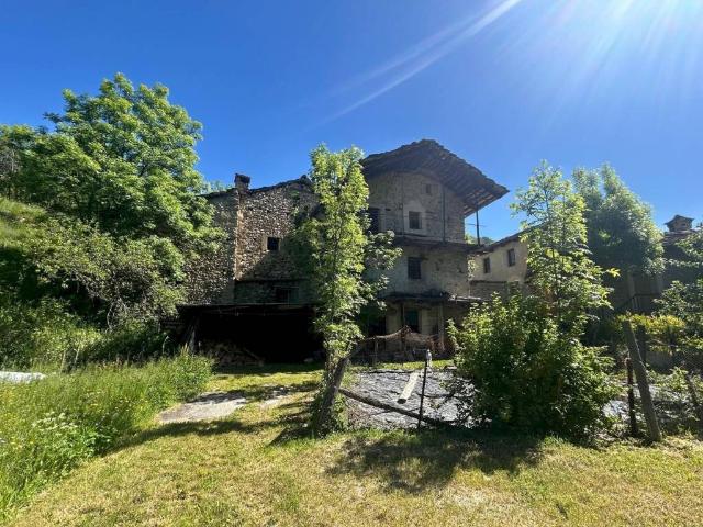Casa indipendente in vendita a Acceglio CN