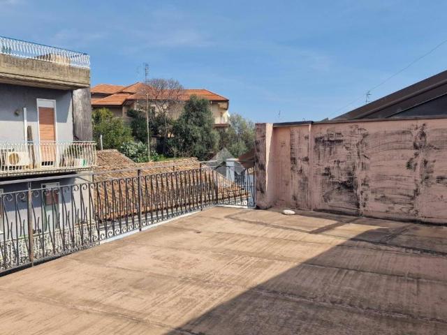 Casa indipendente in vendita a Aci Sant'Antonio CT