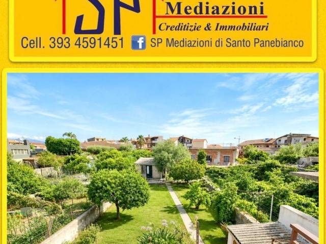 Casa indipendente in vendita a Acireale CT