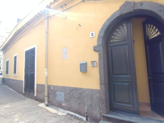 Casa indipendente in vendita a Acireale CT