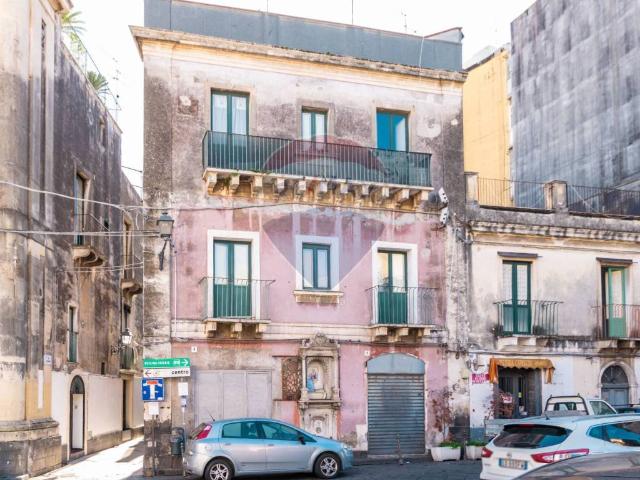 Casa indipendente in vendita a Acireale CT