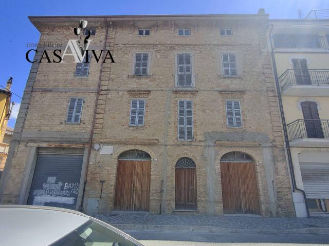 Casa indipendente in vendita a Acquaviva Picena, Centro storico