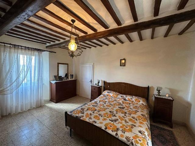 Casa indipendente in vendita a Acquapendente VT