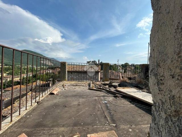 Casa indipendente in vendita a Acquasparta TR
