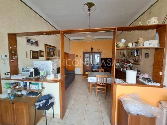 Casa indipendente in vendita a Adelfia BA