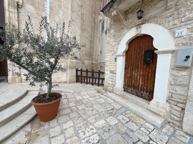 Casa indipendente in vendita a Adelfia BA