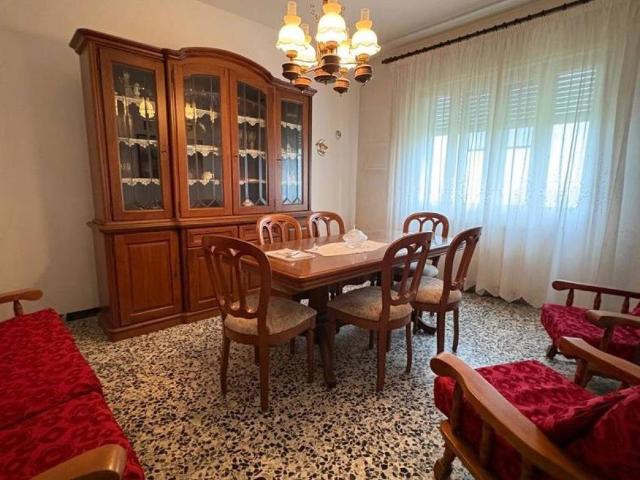 Casa indipendente in vendita a Adria RO