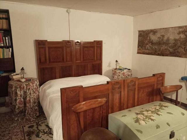 Casa indipendente in vendita a Agazzano PC
