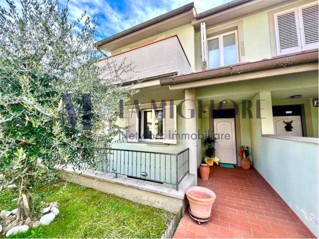 Casa indipendente in vendita a Agliana PT