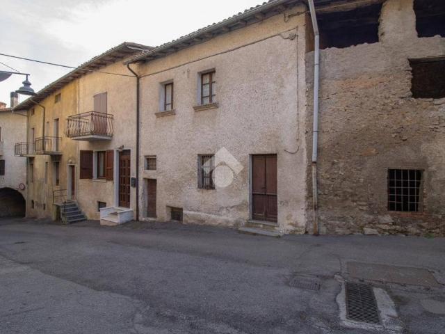 Casa indipendente in vendita a Agnosine BS