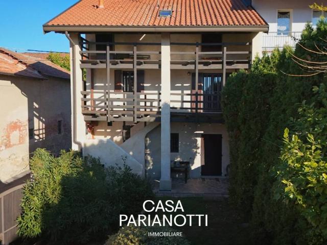 Casa indipendente in vendita a Agrate Conturbia NO