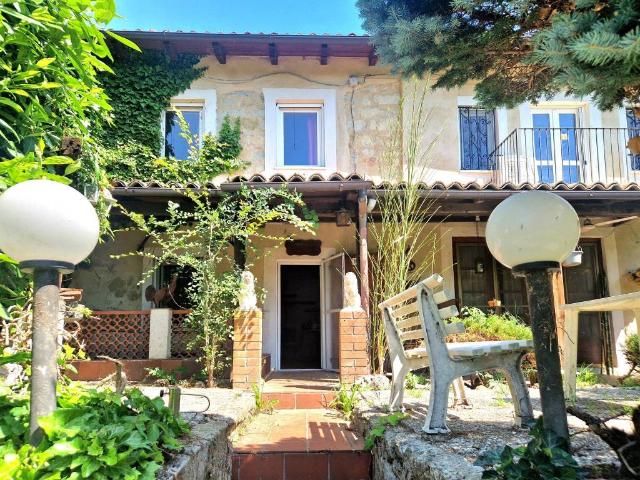 Casa indipendente in vendita a Altavilla Monferrato AL