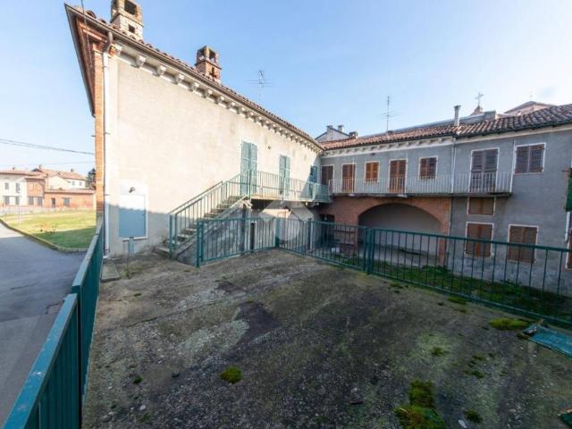 Casa indipendente in vendita a Altavilla Monferrato AL