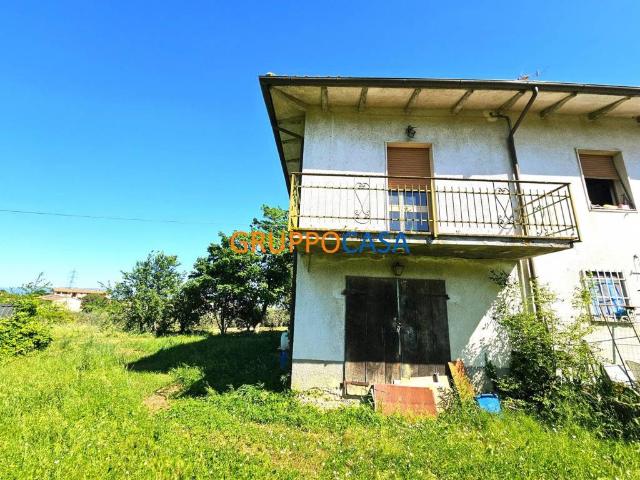 Casa indipendente in vendita a Altopascio LU