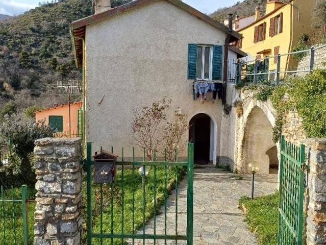 Casa indipendente in vendita a Alassio SV