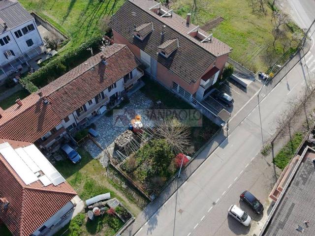 Casa indipendente in vendita a Alba CN