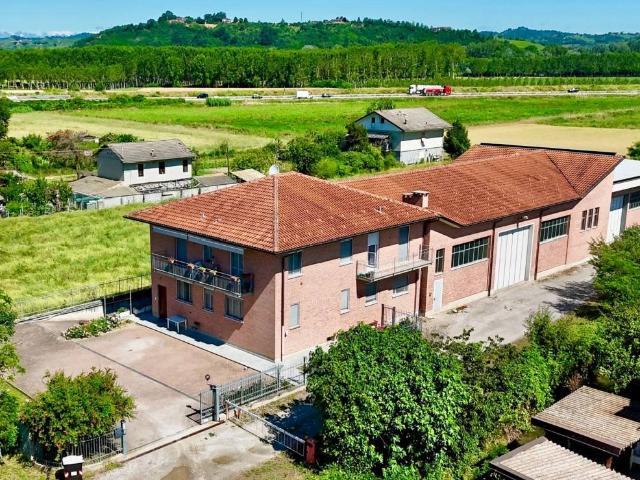 Casa indipendente in vendita a Alba CN