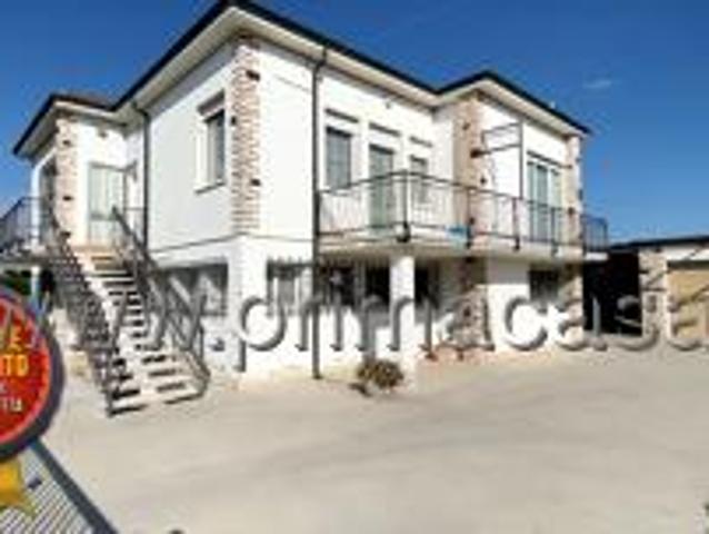 Casa indipendente in vendita a Albaredo D'Adige