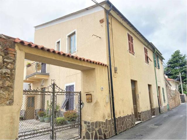 Casa indipendente in vendita a Albenga SV