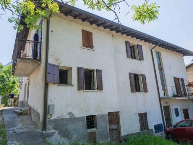 Casa indipendente in vendita a Albino BG