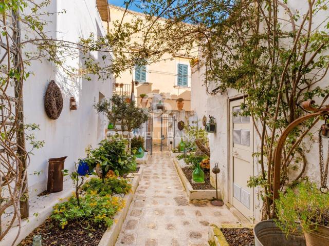 Casa indipendente in vendita a Alessano