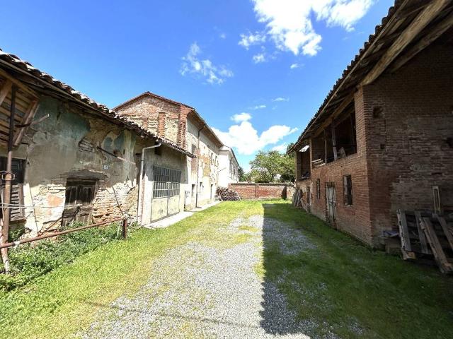 Casa indipendente in vendita a Alessandria AL