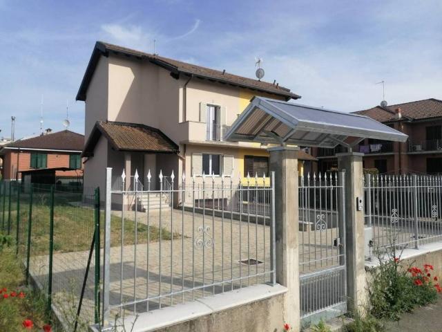 Casa indipendente in vendita a Alessandria AL