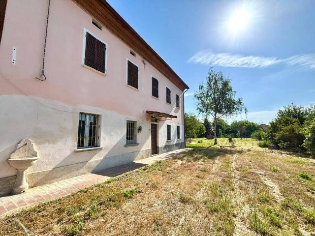 Casa indipendente in vendita a Alessandria AL