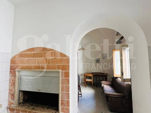 Casa indipendente in vendita a Alliste LE