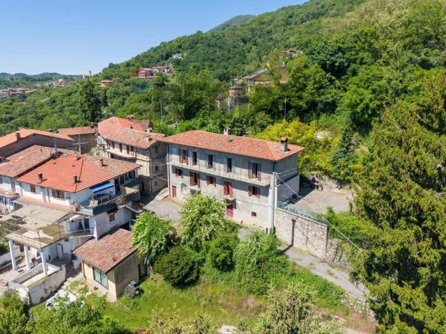 Casa indipendente in vendita a Almenno San Bartolomeo BG