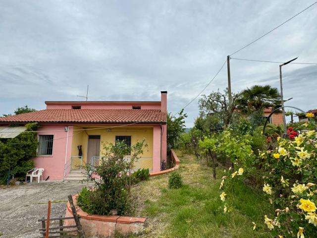 Casa Indipendente in vendita a Apice