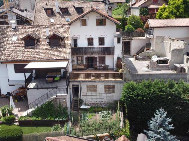 Casa indipendente in vendita a Appiano sulla Strada del Vino BZ