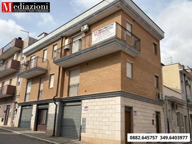 Casa indipendente in vendita a Apricena FG