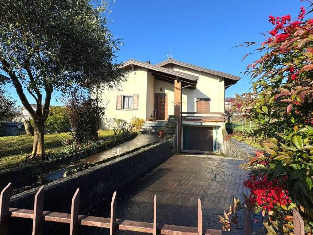 Villa in vendita a Artegna UD
