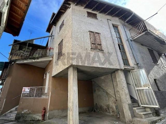 Casa indipendente in vendita a Artogne