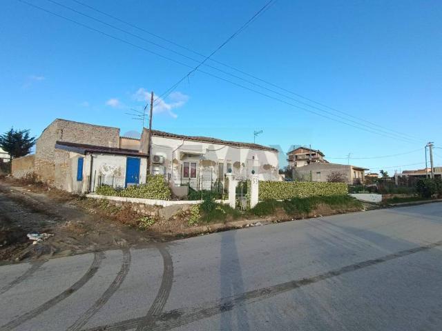 Casa indipendente in vendita a Aragona AG