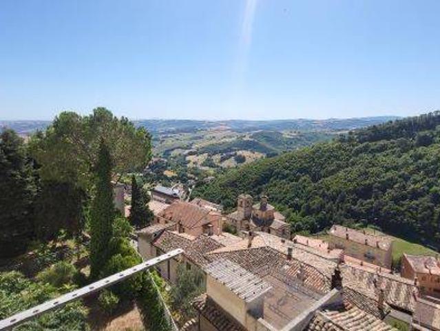Casa indipendente in vendita a Arcevia AN