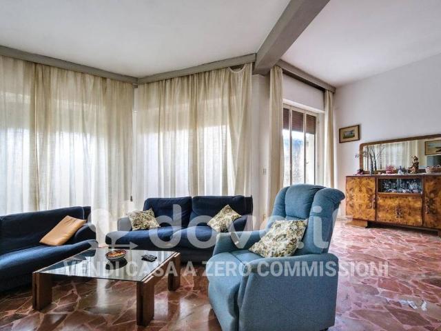 Casa indipendente in vendita a Arcola SP