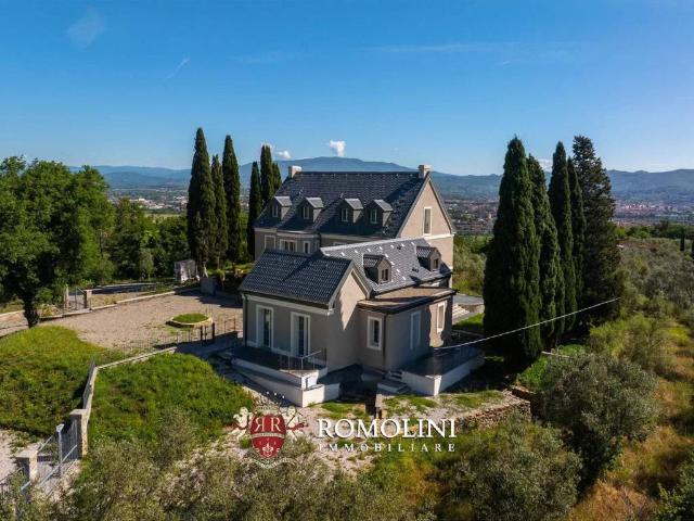 Casa indipendente in vendita a Arezzo AR