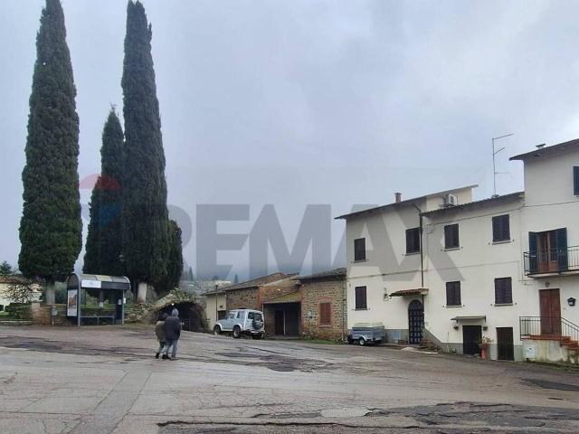 Casa indipendente in vendita a Arezzo