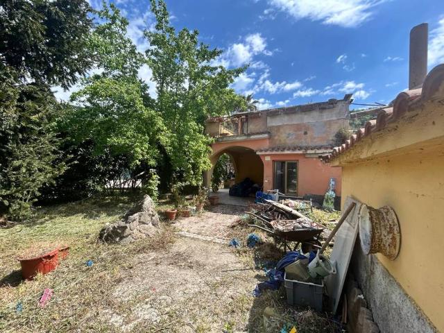 Casa indipendente in vendita a Ariccia RM