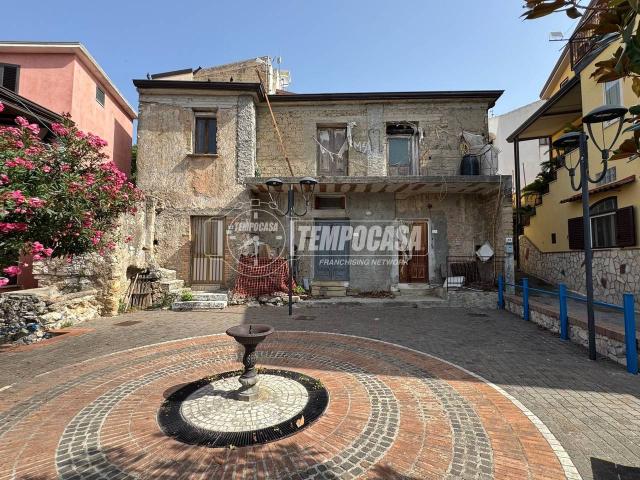 Casa indipendente in vendita a Arienzo