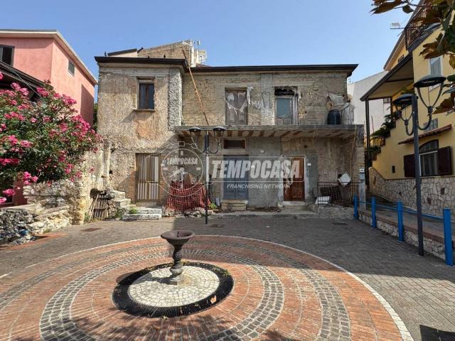 Casa indipendente in vendita a Arienzo CE