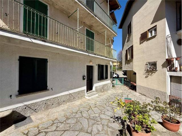 Casa indipendente in vendita a Arona NO