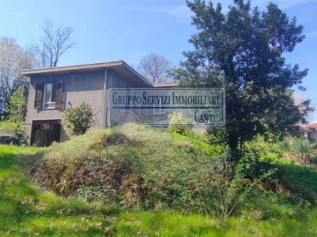 Villa in vendita a Arosio CO