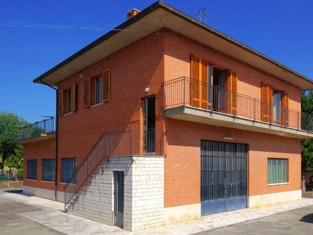Casa indipendente in vendita a Asciano SI